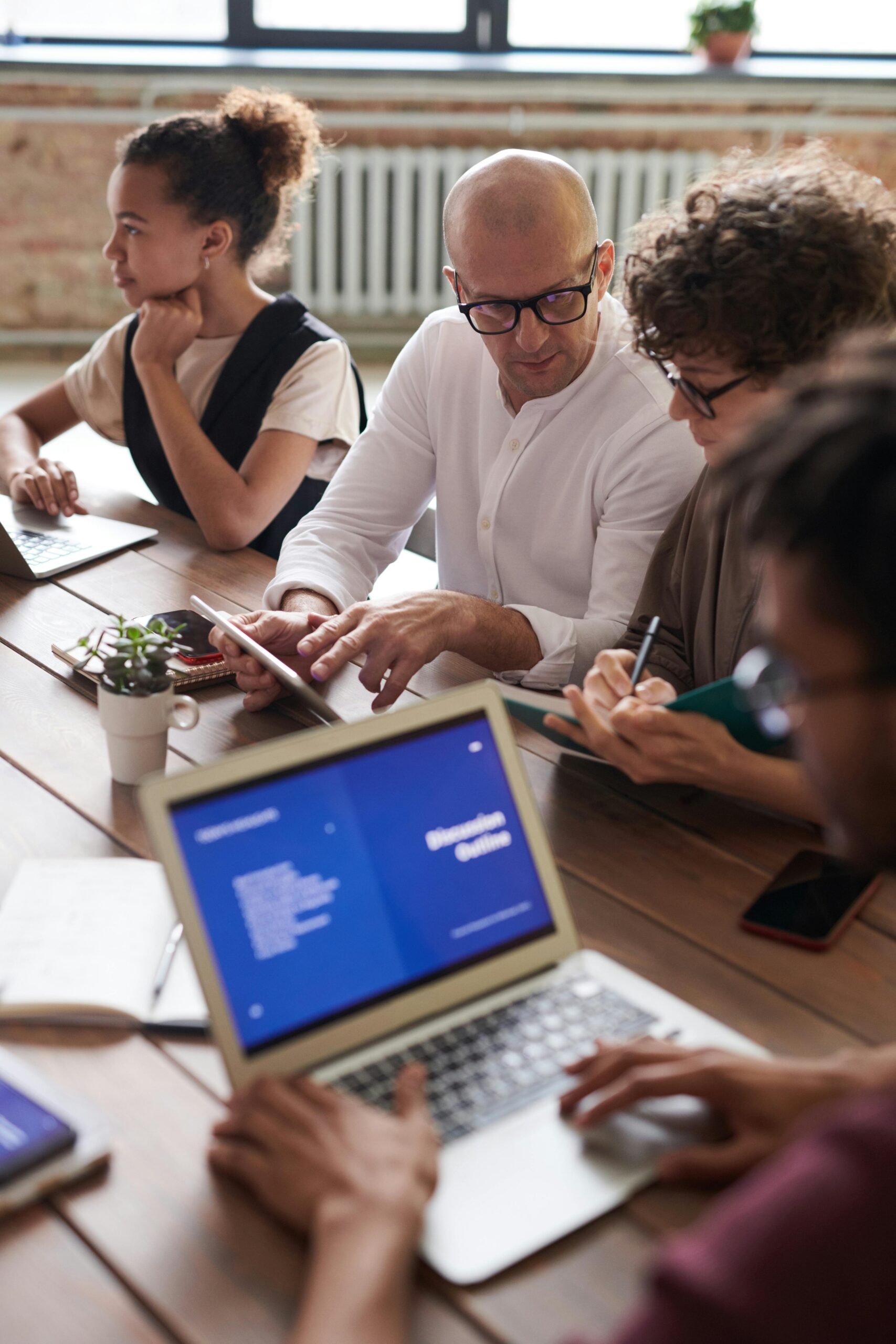 Collaborative corporate meeting